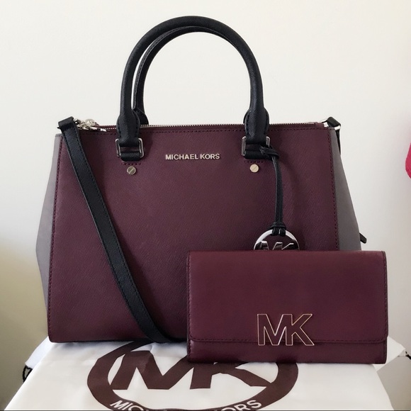 Michael Kors Handbags - Michael Kors Colorblock Sutton Medium Set